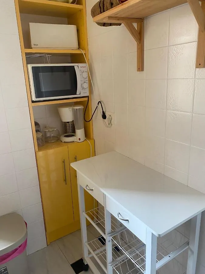 Apartamento Mevia Playa San Cristobal Almuñécar 0*,