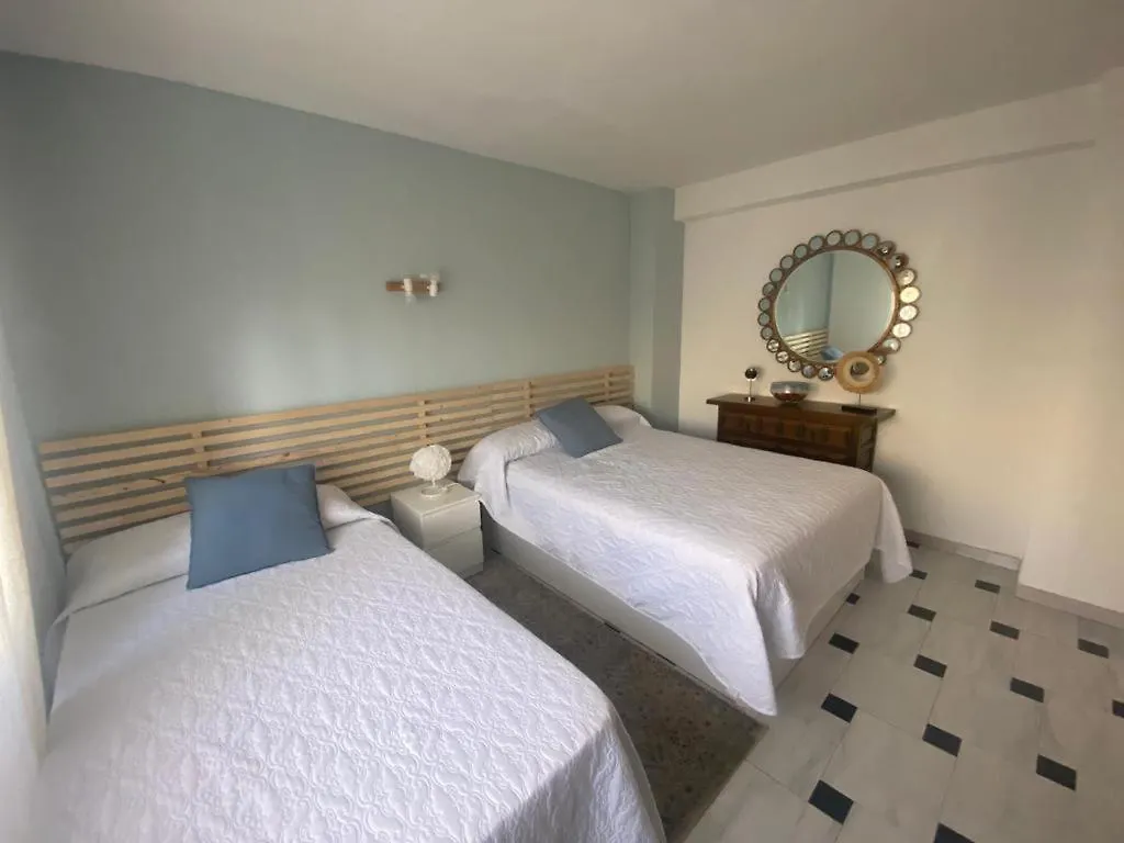 Apartamento Mevia Playa San Cristobal Almuñécar 0*,